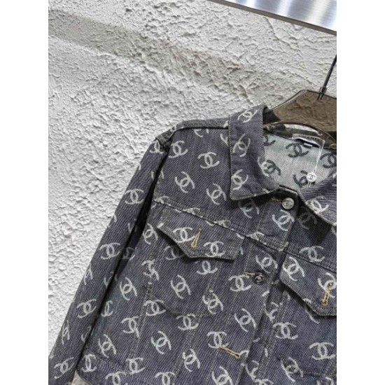 CHANEL シャネル デニムコート 2024FW 都会的な印象のスタイル CHANEL シャネル デニムコート 2024FW 都会的な印象のスタイル