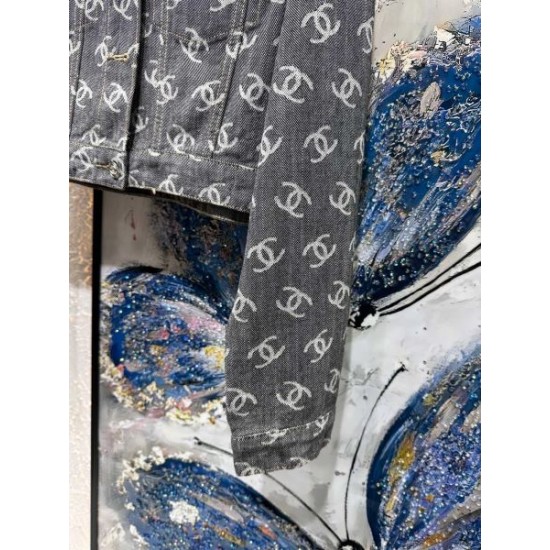 CHANEL シャネル デニムコート 2024FW 都会的な印象のスタイル CHANEL シャネル デニムコート 2024FW 都会的な印象のスタイル