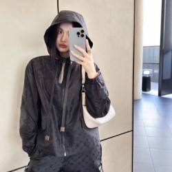 LOUIS VUITTON ルイヴィトン 上下セット 2024FW 絶妙な着こなしに