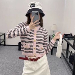 MIU MIU ミュウミュウ ニットカーディガン 2024FW 海外大人気アイテム