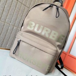 2024FW バックパック BURBERRY バーバリー とても取り入れやすい
