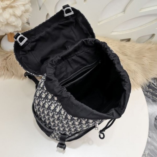 2024FW バックパック DIOR ディオール 季節の変わり目に活躍する 2024FW バックパック DIOR ディオール 季節の変わり目に活躍する