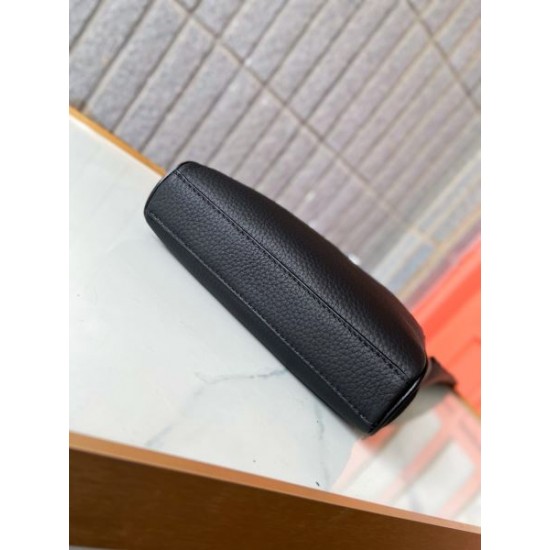 2024FW ショルダーバッグ HERMES エルメス カジュアルさが強すぎる 2024FW ショルダーバッグ HERMES エルメス カジュアルさが強すぎる