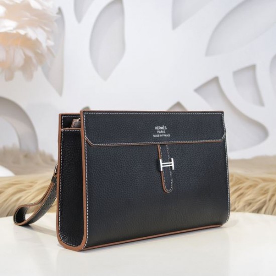 2024FW クラッチバッグ HERMES エルメス オシャレだけど疲れない 2024FW クラッチバッグ HERMES エルメス オシャレだけど疲れない