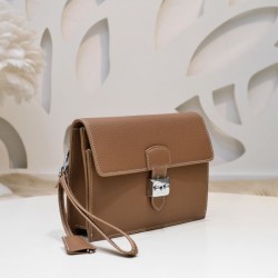 2024FW クラッチバッグ HERMES エルメス 人気のオシャレものから