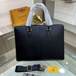 2024FW ブリーフケース LOUIS VUITTON ルイヴィトン 人気モデル愛用