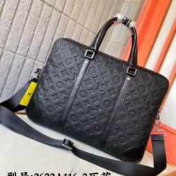 2024FW ブリーフケース LOUIS VUITTON ルイヴィトン 高度なデザイン
