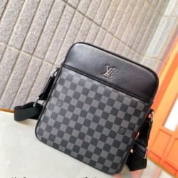 2024FW ショルダーバッグ LOUIS VUITTON ルイヴィトン 注目新ブランド