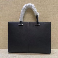 2024FW ブリーフケース PRADA プラダ 見た目以上のかっこいい