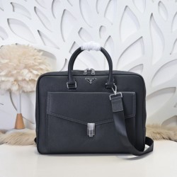2024FW ブリーフケース PRADA プラダ 希少！取り扱い店舗限定