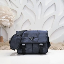 2024FW ショルダーバッグ PRADA プラダ 希少！取り扱い店舗限定