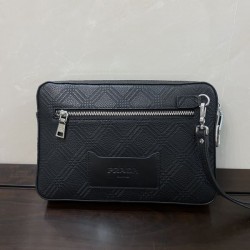 2024FW クラッチバッグ PRADA プラダ 毎シーズン存在感のある 