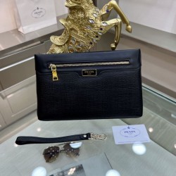2024FW クラッチバッグ PRADA プラダ 最後の秋冬コレクション 