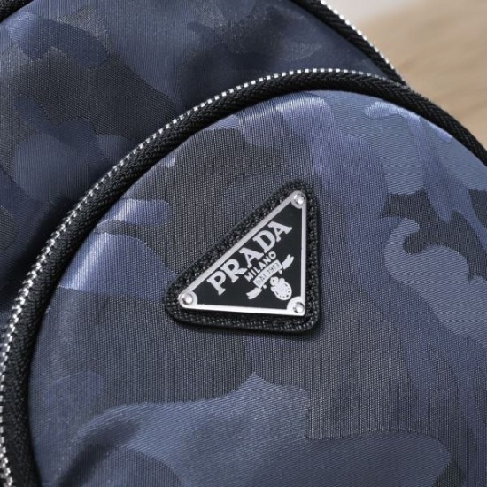 2024FW チェストバッグ PRADA プラダ 今年のトレンドを先取り 2024FW チェストバッグ PRADA プラダ 今年のトレンドを先取り