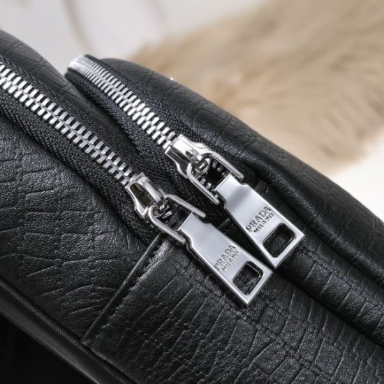 2024FW チェストバッグ PRADA プラダ 相性が良く断然オススメ 2024FW チェストバッグ PRADA プラダ 相性が良く断然オススメ