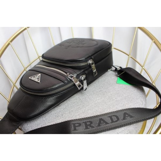 2024FW チェストバッグ PRADA プラダ 今季掲げているブランド