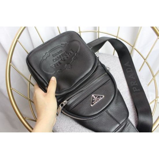 2024FW チェストバッグ PRADA プラダ 今季掲げているブランド