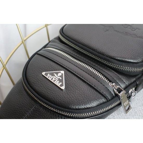 2024FW チェストバッグ PRADA プラダ 今季掲げているブランド