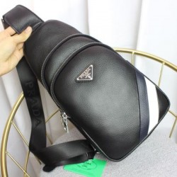 2024FW チェストバッグ PRADA プラダ 最旬トレンド間違いなし