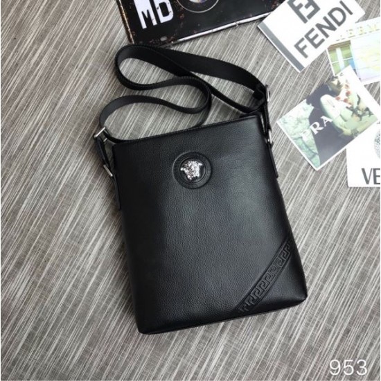 2024FW ショルダーバッグ VERSACE ヴェルサーチェ 再入荷が嬉しい 2024FW ショルダーバッグ VERSACE ヴェルサーチェ 再入荷が嬉しい