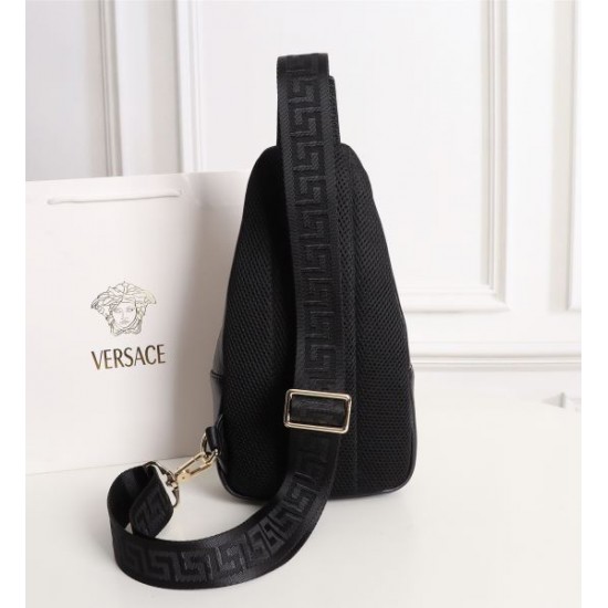 2024FW チェストバッグ VERSACE ヴェルサーチェ 個性的なデザイン