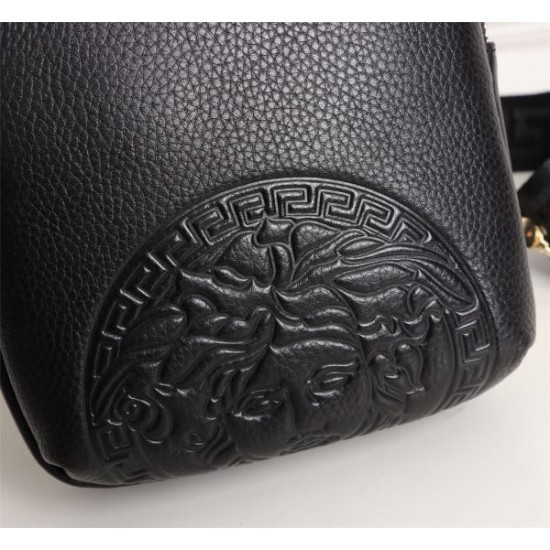 2024FW チェストバッグ VERSACE ヴェルサーチェ 個性的なデザイン