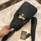 2024FW チェストバッグ VERSACE ヴェルサーチェ 先行予約アイテム