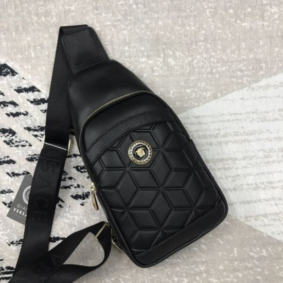 2024FW チェストバッグ VERSACE ヴェルサーチェ 人気高いアイテム