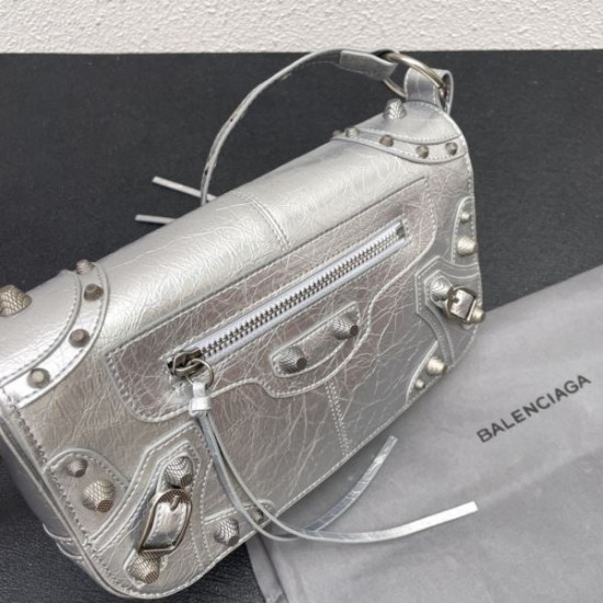 BALENCIAGA バレンシアガ 2024FW 呼び声が高い新名品 ショルダーバッグ BALENCIAGA バレンシアガ 2024FW 呼び声が高い新名品 ショルダーバッグ