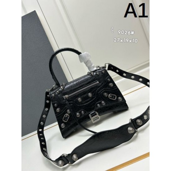 BALENCIAGA バレンシアガ 2024FW 今秋も絶対に流行る トートバッグ BALENCIAGA バレンシアガ 2024FW 今秋も絶対に流行る トートバッグ