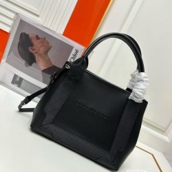 BALENCIAGA バレンシアガ 2024FW カジュアル感を出す トートバッグ