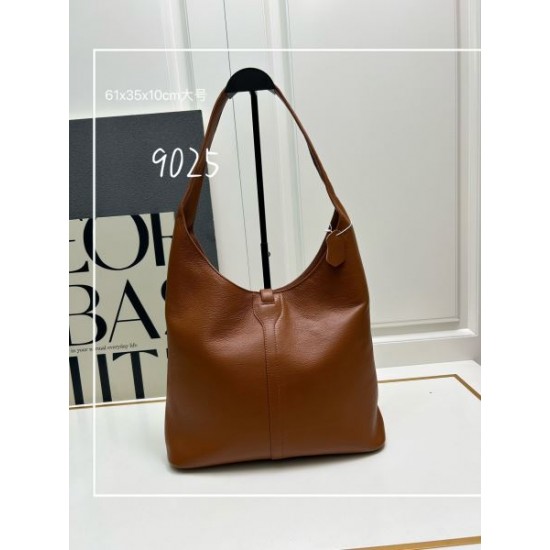 BALENCIAGA バレンシアガ 2024FW 明るい雰囲気があり トートバッグ BALENCIAGA バレンシアガ 2024FW 明るい雰囲気があり トートバッグ