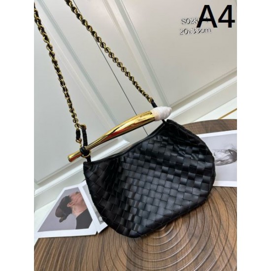 BOTTEGA VENETA ボッテガヴェネタ 2024FW VIP価格海外発 ショルダーバッグ BOTTEGA VENETA ボッテガヴェネタ 2024FW VIP価格海外発 ショルダーバッグ