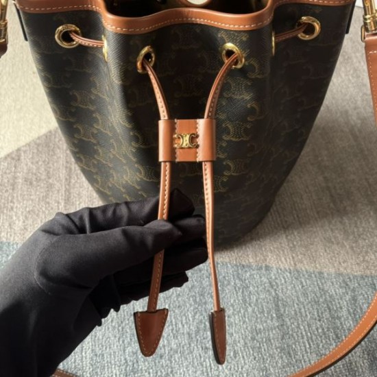 CELINE セリーヌ 2024FW 今年の秋冬先行販売新作 トートバッグ CELINE セリーヌ 2024FW 今年の秋冬先行販売新作 トートバッグ