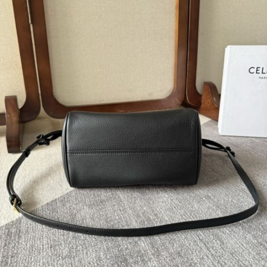 CELINE セリーヌ 2024FW 都会的な印象のスタイル トートバッグ