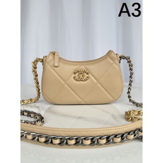 CHANEL シャネル 2024FW ファッションの最先端! ショルダーバッグ CHANEL シャネル 2024FW ファッションの最先端! ショルダーバッグ