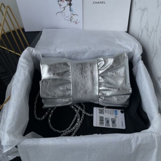 CHANEL シャネル 2024FW 雑誌も街も人気アイテム ショルダーバッグ CHANEL シャネル 2024FW 雑誌も街も人気アイテム ショルダーバッグ