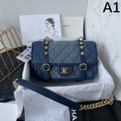 CHANEL シャネル 2024FW この秋冬注目のトップス トートバッグ