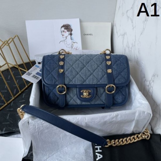 CHANEL シャネル 2024FW この秋冬注目のトップス トートバッグ