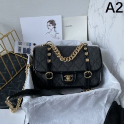 CHANEL シャネル 2024FW この秋冬注目のトップス トートバッグ