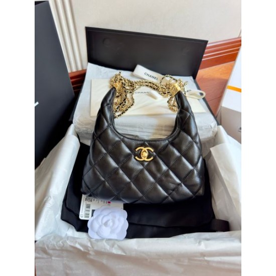 CHANEL シャネル 2024FW 今季掲げているブランド トートバッグ CHANEL シャネル 2024FW 今季掲げているブランド トートバッグ