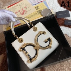 DOLCE＆GABBANA ドルチェ＆ガッバーナ 2024FW 旬デザイン トートバッグ