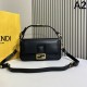 FENDI フェンデイ 2024FW この秋欠かせないアイテム トートバッグ FENDI フェンデイ 2024FW この秋欠かせないアイテム トートバッグ