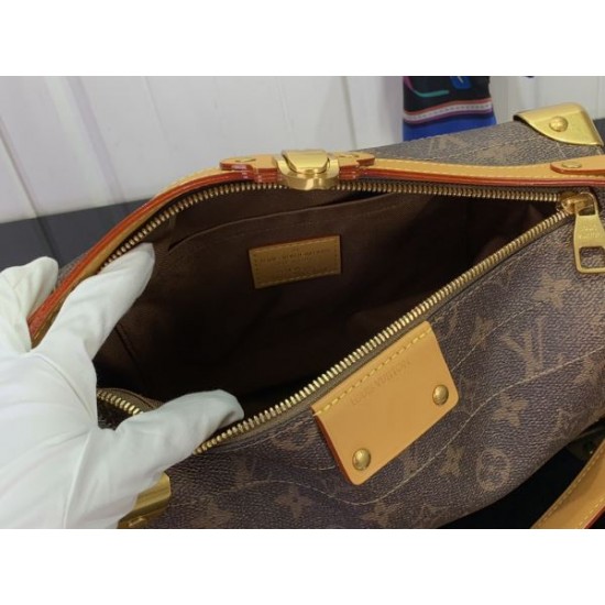 LOUIS VUITTON ルイヴィトン 2024FW 愛用者が続出中 ショルダーバッグ LOUIS VUITTON ルイヴィトン 2024FW 愛用者が続出中 ショルダーバッグ