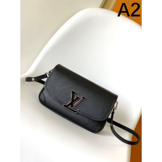 LOUIS VUITTON ルイヴィトン 2024FW 今度こそ完売! ショルダーバッグ LOUIS VUITTON ルイヴィトン 2024FW 今度こそ完売! ショルダーバッグ