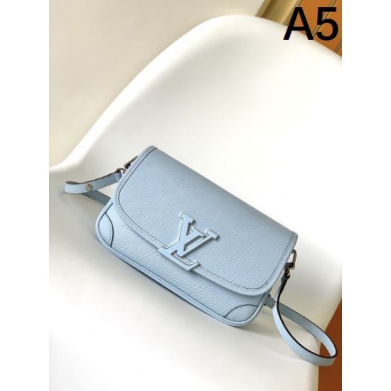 LOUIS VUITTON ルイヴィトン 2024FW 今度こそ完売! ショルダーバッグ LOUIS VUITTON ルイヴィトン 2024FW 今度こそ完売! ショルダーバッグ