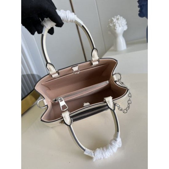 LOUIS VUITTON ルイヴィトン 2024FW 色にも流行り トートバッグ LOUIS VUITTON ルイヴィトン 2024FW 色にも流行り トートバッグ