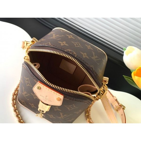 LOUIS VUITTON ルイヴィトン 2024FW 注目度が高い トートバッグ