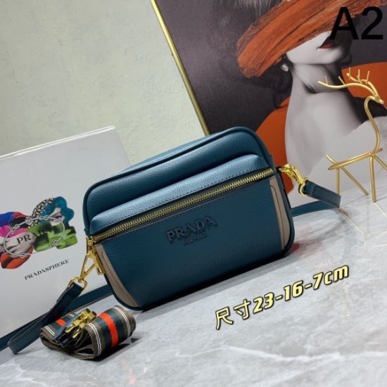 PRADA プラダ 2024FW 今年の秋はこれで決まり ショルダーバッグ PRADA プラダ 2024FW 今年の秋はこれで決まり ショルダーバッグ