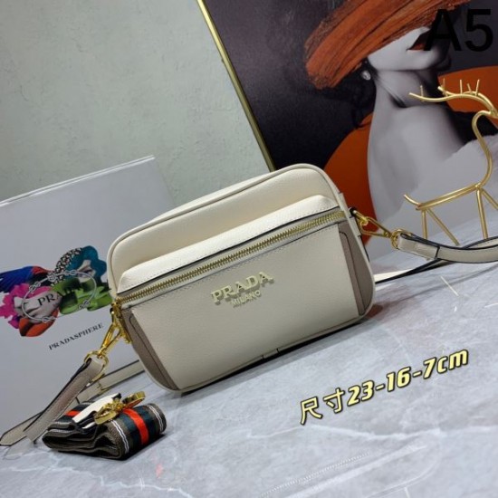 PRADA プラダ 2024FW 今年の秋はこれで決まり ショルダーバッグ PRADA プラダ 2024FW 今年の秋はこれで決まり ショルダーバッグ